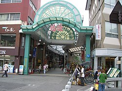 道後温泉の別アングルを確認できる実写写真 2